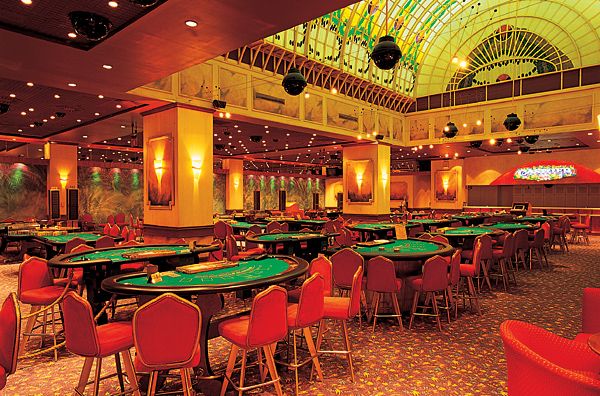 Piggy Blast Slots Live Casino